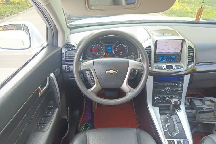 Used Chevrolet Captiva 2017 2.4L Two-Wheel Drive Luxury Edition 7 Seats Steering Wheel