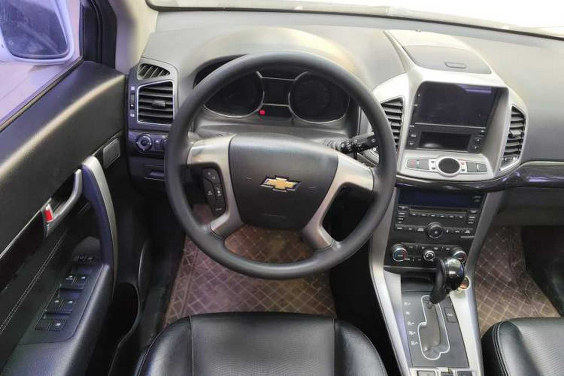 Used Chevrolet Captiva 2017 2.4L Two-Wheel Drive Luxury Edition 7 Seats Steering Wheel
