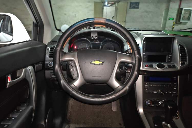 Used Chevrolet Captiva 2017 2.4L Two-Wheel Drive Luxury Edition 7 Seats Steering Wheel
