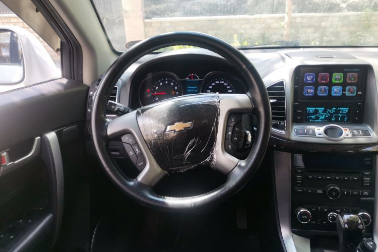 Used Chevrolet Captiva 2017 2.4L 4x4 Flagship Edition 7-Seater Steering Wheel