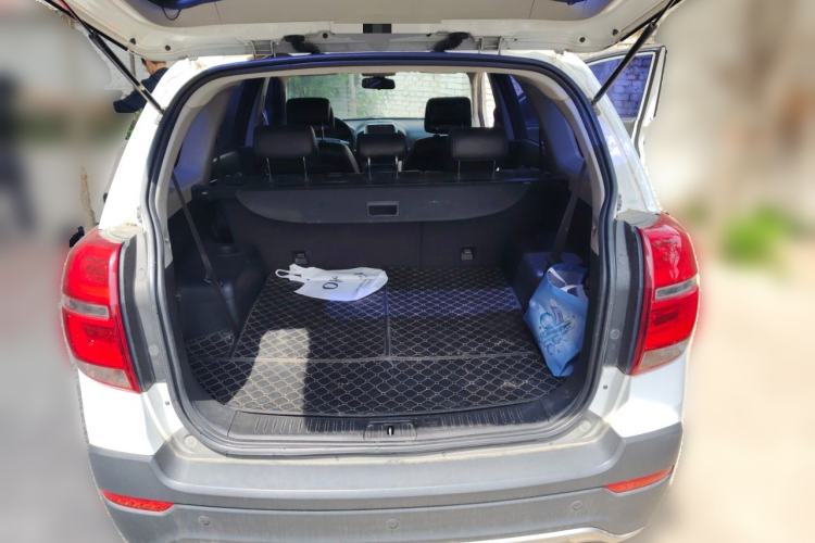 Used Chevrolet Captiva 2017 2.4L Two-Wheel Drive Luxury Edition 7 Seats Trunk