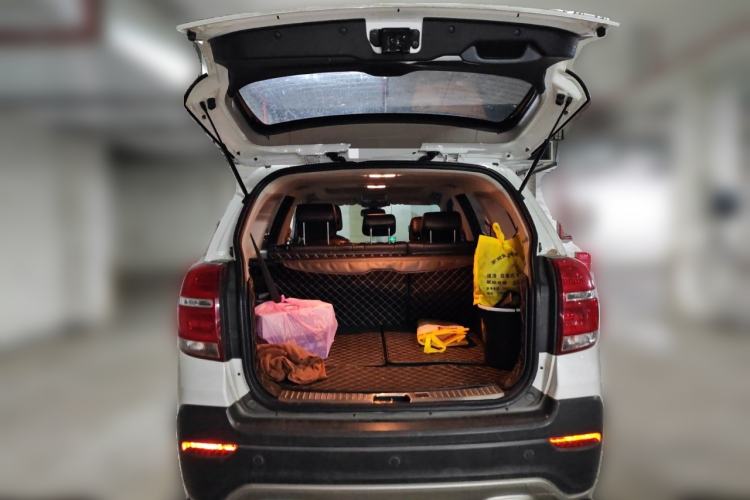 Used Chevrolet Captiva 2017 2.4L Two-Wheel Drive Luxury Edition 7 Seats Trunk