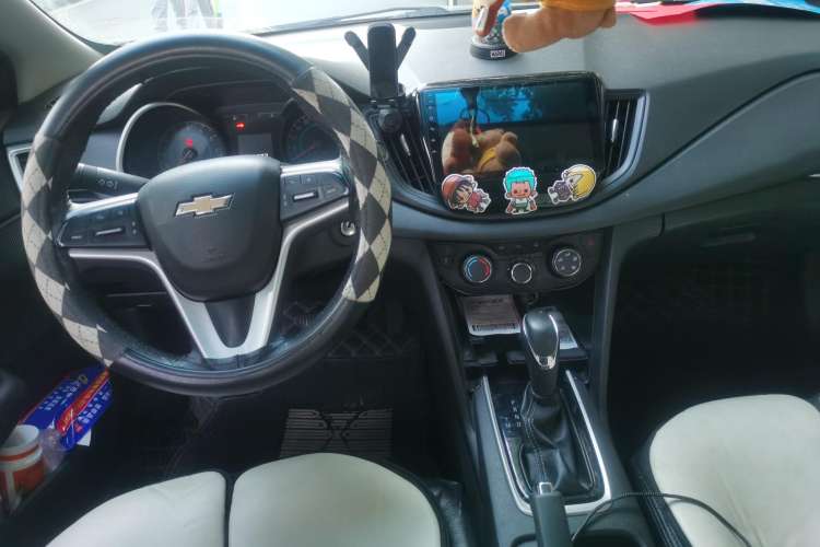 Used Chevrolet Cavalier 2016 1.5L Automatic Enjoyment Edition Center Console