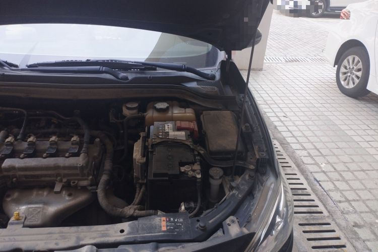 Used Chevrolet Cavalier 2016 1.5L Manual Enjoyment Edition Engine Bay Left