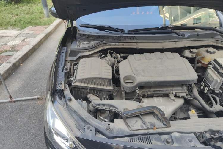 Used Chevrolet Cavalier 2016 1.5L Automatic Xinyue Edition Engine Bay Right