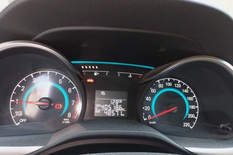Used Chevrolet Cavalier 2016 1.5L Manual Enjoyment Edition Instrument Cluster