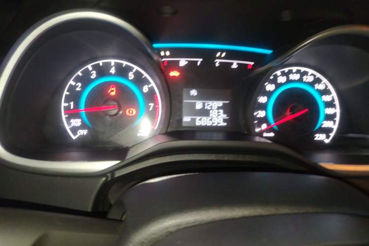 Used Chevrolet Cavalier 2016 1.5L Manual Xinyue Edition Odometer Close Up