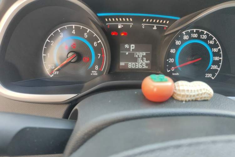 Used Chevrolet Cavalier 2016 1.5L Automatic Xinyue Edition Odometer Close Up