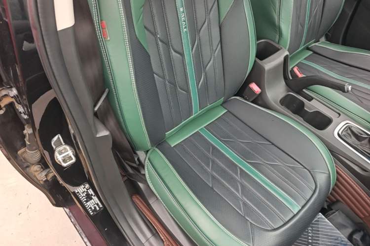 Used Chevrolet Cavalier 2016 1.5L Automatic Enjoyment Edition Right Front Seat