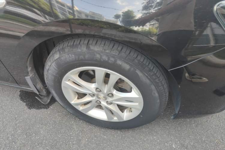 Used Chevrolet Cavalier 2016 1.5L Automatic Xinyue Edition Right Front Wheel Hub
