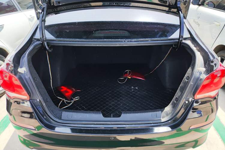 Used Chevrolet Cavalier 2016 1.5L Automatic Xinyue Edition Trunk