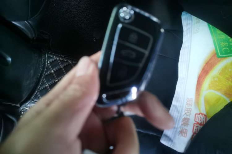 Used Chevrolet Cavalier 2016 1.5L Automatic Enjoyment Edition Vehicle Key
