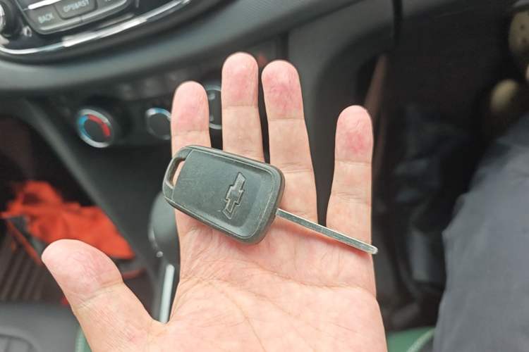 Used Chevrolet Cavalier 2016 1.5L Automatic Enjoyment Edition Vehicle Key