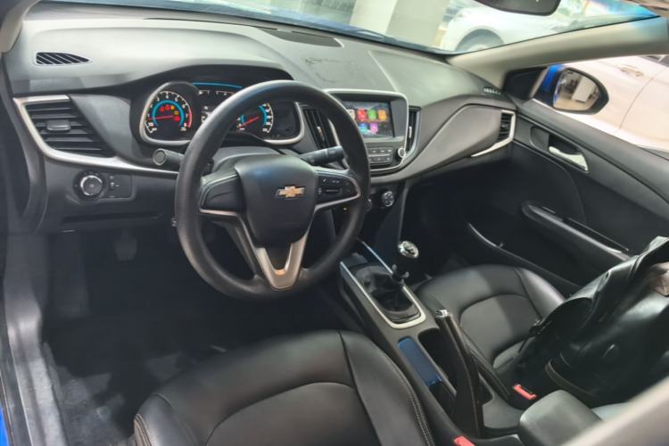 Used Chevrolet Cavalier 2016 1.5L Manual Xinyue Edition Center Console