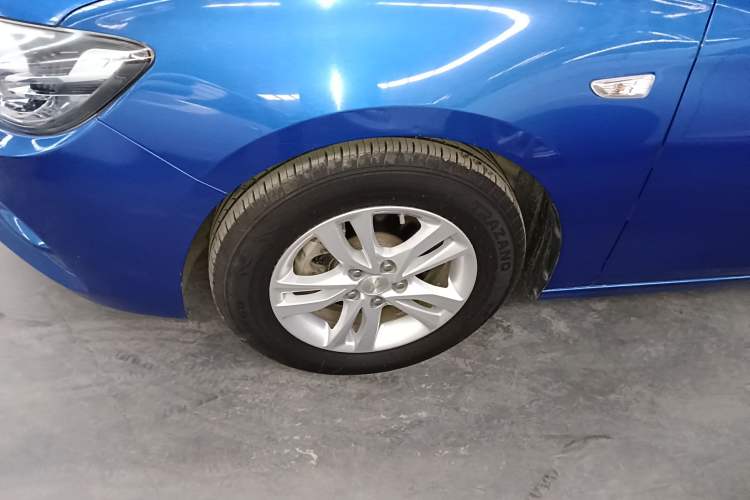 Used Chevrolet Cavalier 2016 1.5L Automatic Xinyue Edition Exterior 7