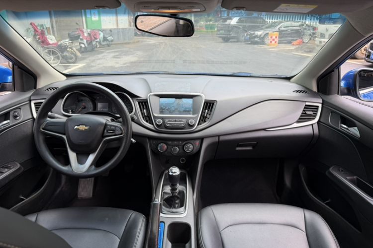 Used Chevrolet Cavalier 2016 1.5L Manual Xinyue Edition Interior 4