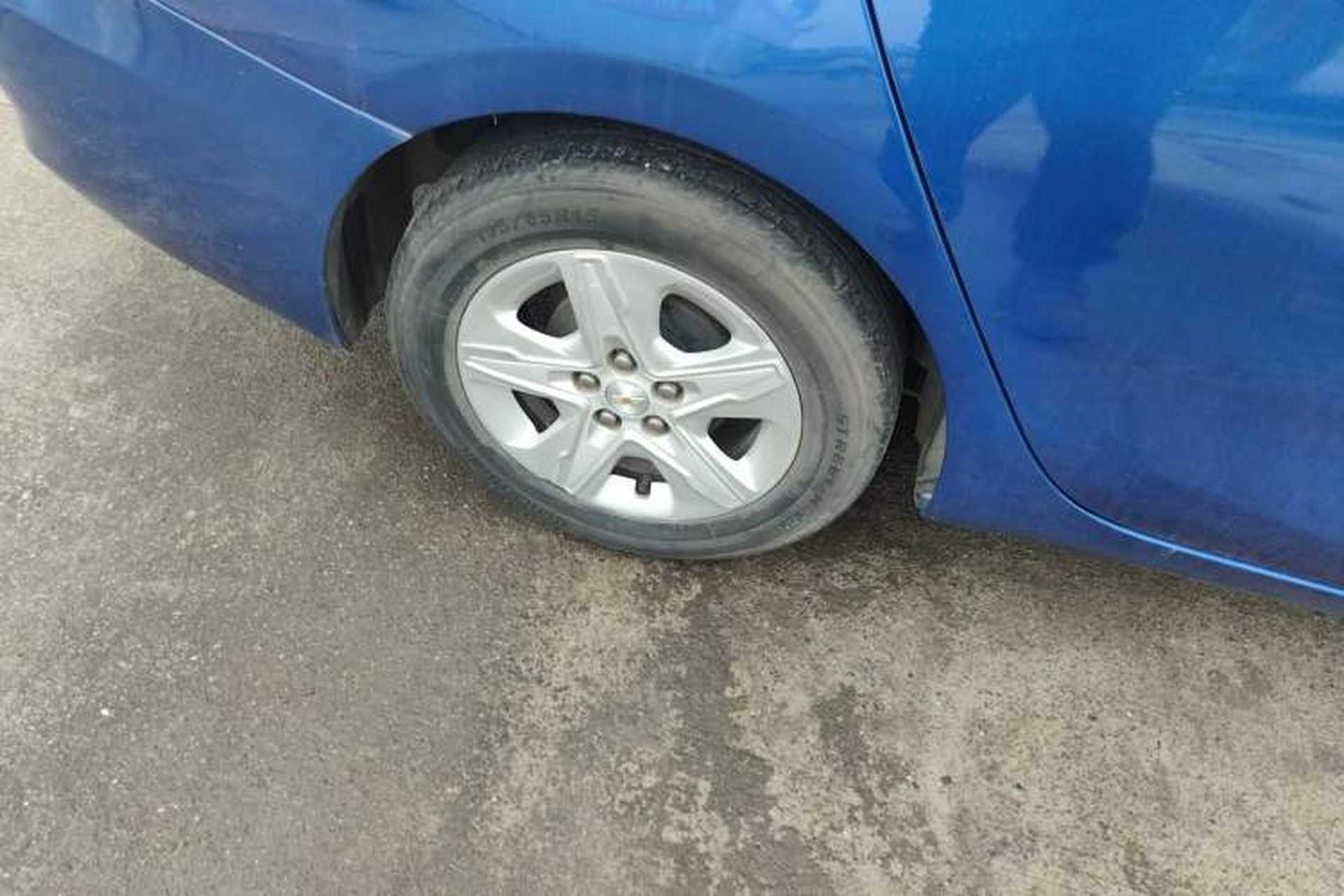 Used Chevrolet Cavalier 2016 1.5L Automatic Enjoyment Edition Right Rear Wheel Hub