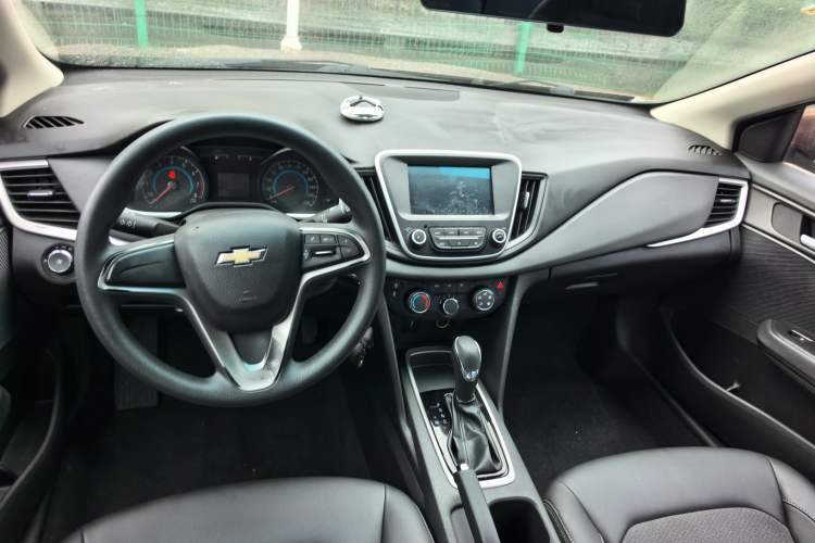 Used Chevrolet Cavalier 2016 1.5L Automatic Xinyue Edition Audio And AC Panel