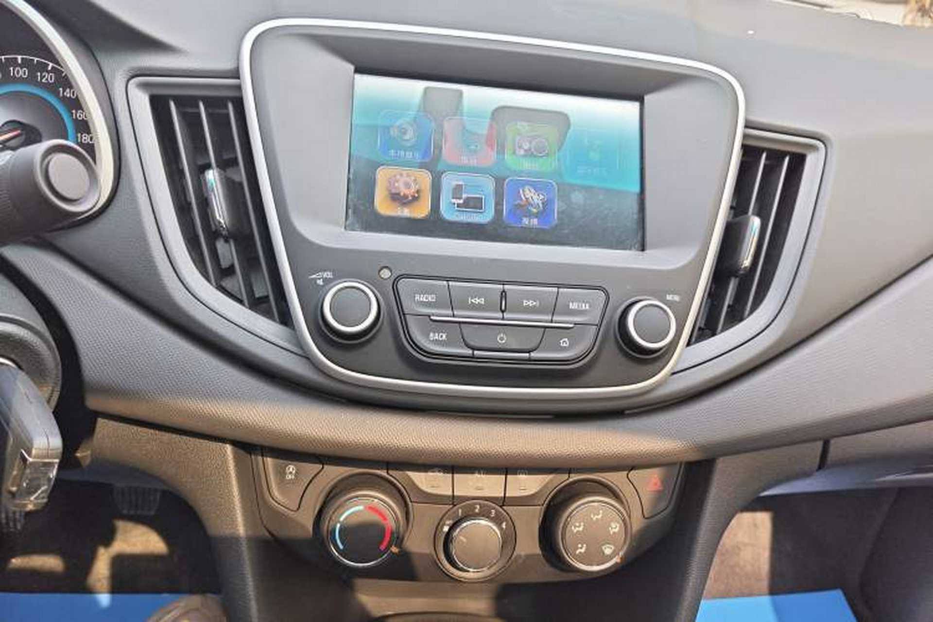 Used Chevrolet Cavalier 2016 1.5L Manual Xinyue Edition Audio And AC Panel