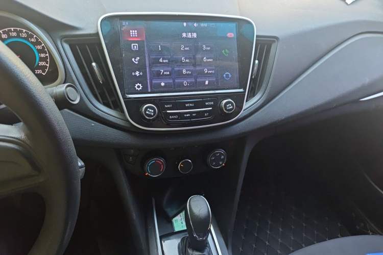 Used Chevrolet Cavalier 2016 1.5L Automatic Enjoyment Edition Audio And AC Panel