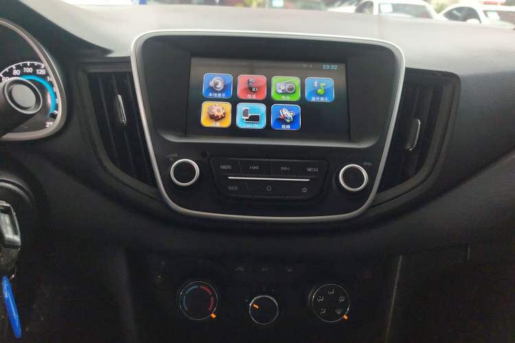 Used Chevrolet Cavalier 2016 1.5L Automatic Xinyue Edition Audio And AC Panel