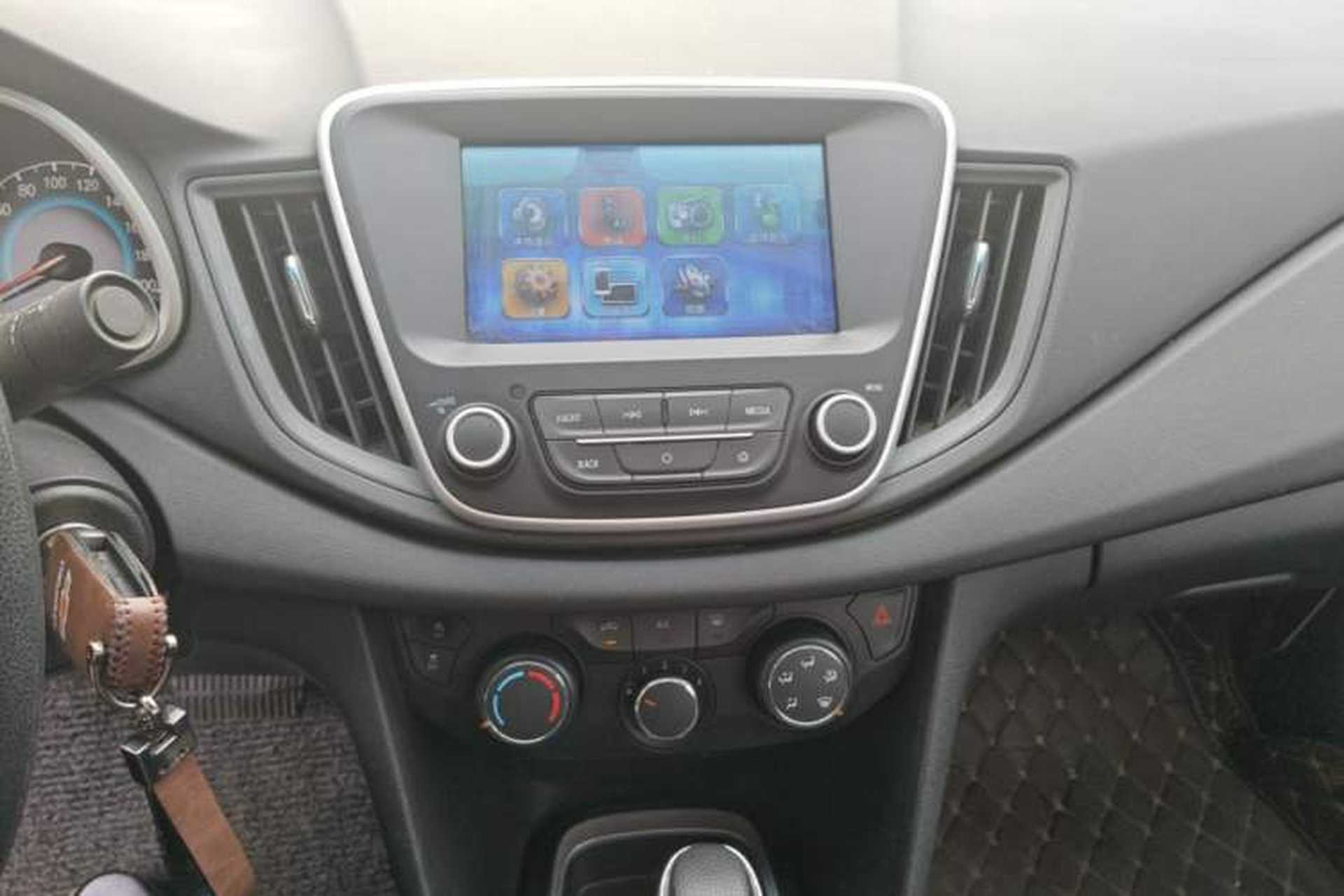 Used Chevrolet Cavalier 2016 1.5L Automatic Xinyue Edition Audio And AC Panel