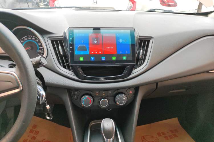 Used Chevrolet Cavalier 2016 1.5L Automatic Enjoyment Edition Audio And AC Panel
