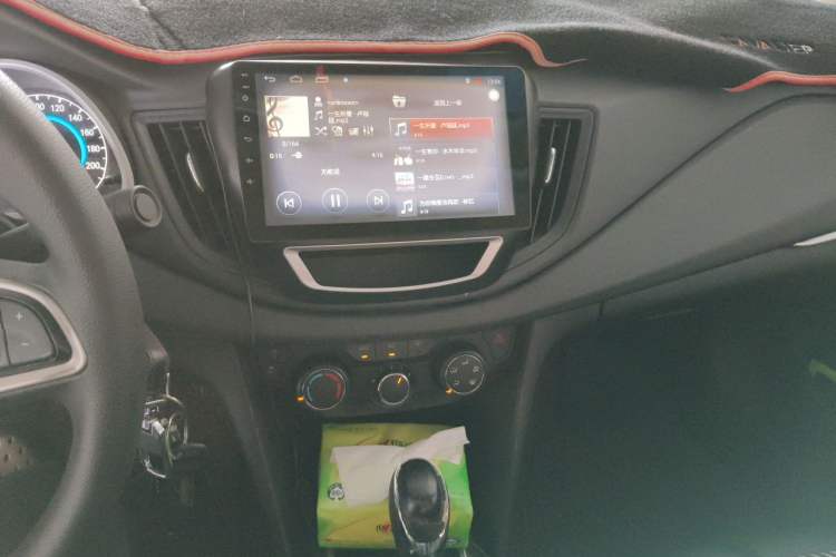 Used Chevrolet Cavalier 2016 1.5L Automatic Xinyue Edition Audio And AC Panel