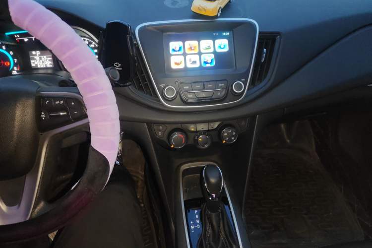 Used Chevrolet Cavalier 2016 1.5L Automatic Xinyue Edition Audio And AC Panel