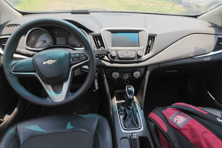 Used Chevrolet Cavalier 2016 1.5L Automatic Xinyue Edition Center Console