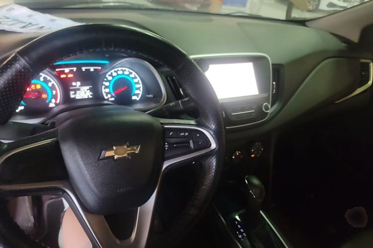 Used Chevrolet Cavalier 2016 1.5L Automatic Xinyue Edition Center Console
