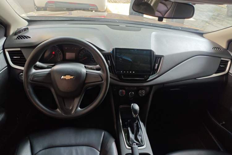 Used Chevrolet Cavalier 2016 1.5L Automatic Enjoyment Edition Center Console