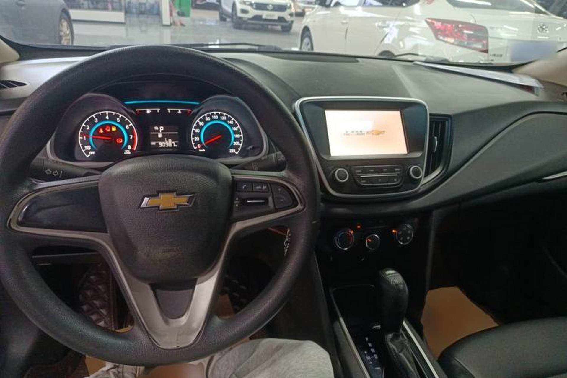 Used Chevrolet Cavalier 2016 1.5L Automatic Xinyue Edition Center Console