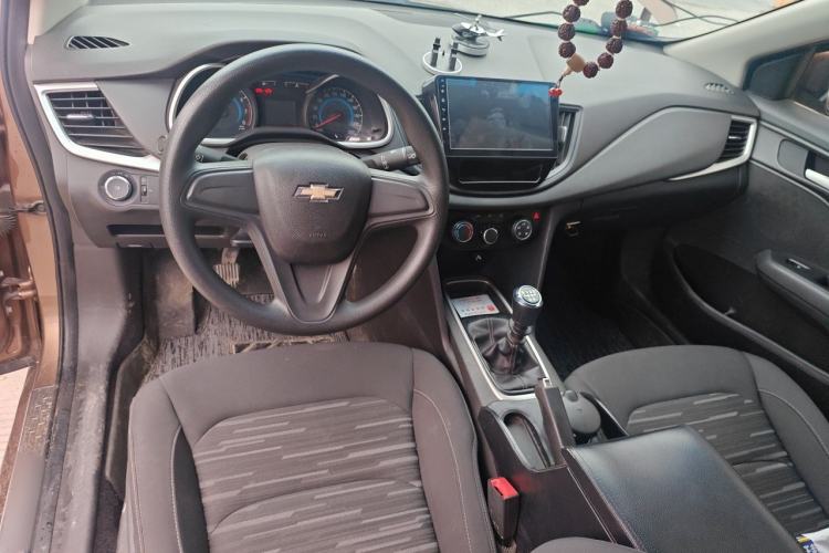Used Chevrolet Cavalier 2016 1.5L Manual Enjoyment Edition Center Console