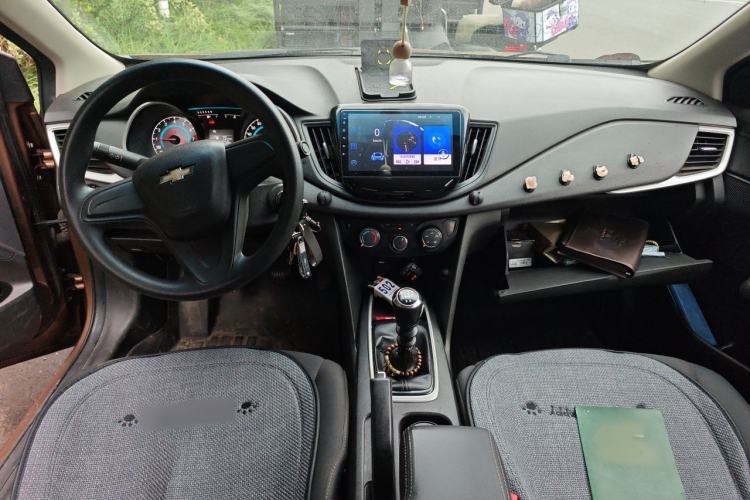 Used Chevrolet Cavalier 2016 1.5L Manual Enjoyment Edition Center Console