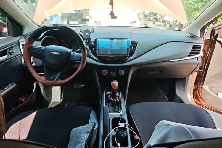 Used Chevrolet Cavalier 2016 1.5L Automatic Enjoyment Edition Center Console