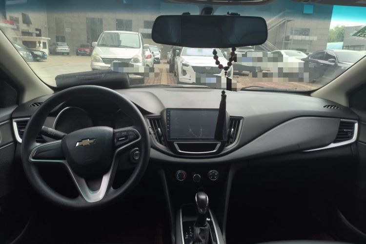 Used Chevrolet Cavalier 2016 1.5L Automatic Xinyue Edition Center Console
