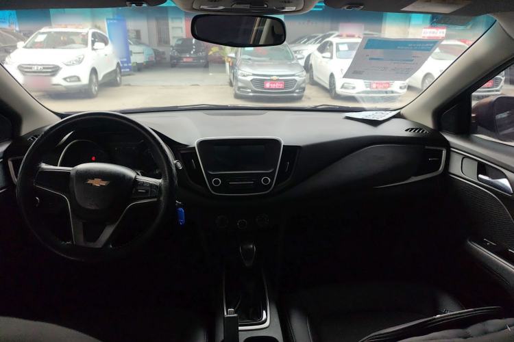 Used Chevrolet Cavalier 2016 1.5L Automatic Xinyue Edition Center Console