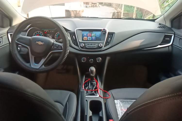 Used Chevrolet Cavalier 2016 1.5L Automatic Xinyue Edition Center Console