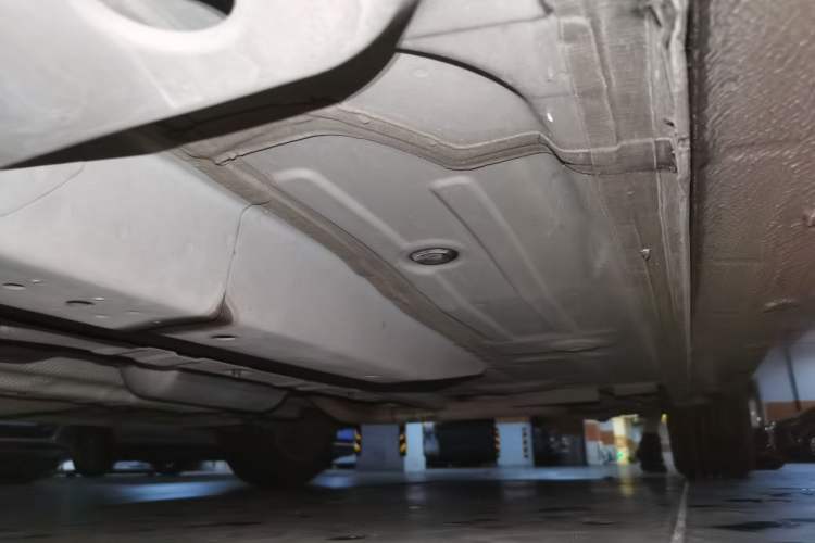 Used Chevrolet Cavalier 2016 1.5L Automatic Xinsong Edition Chassis Front Left