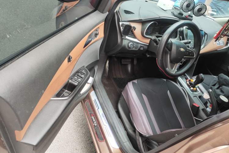 Used Chevrolet Cavalier 2016 1.5L Automatic Xinsong Edition Driver Seat