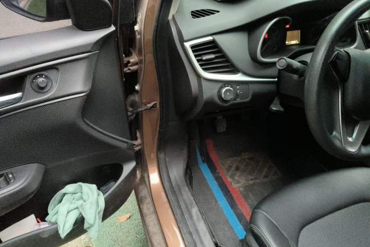 Used Chevrolet Cavalier 2016 1.5L Manual Xinyue Edition Driver Seat