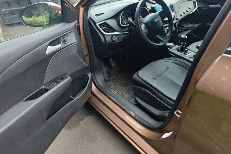 Used Chevrolet Cavalier 2016 1.5L Manual Enjoyment Edition Driver Seat