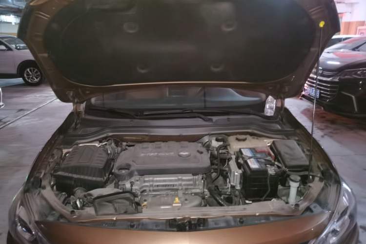 Used Chevrolet Cavalier 2016 1.5L Automatic Xinsong Edition Engine Bay