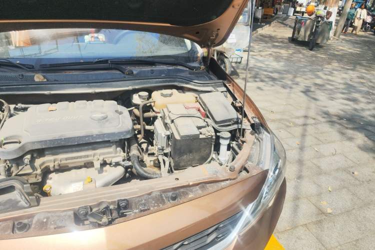 Used Chevrolet Cavalier 2016 1.5L Automatic Xinsong Edition Engine Bay Left