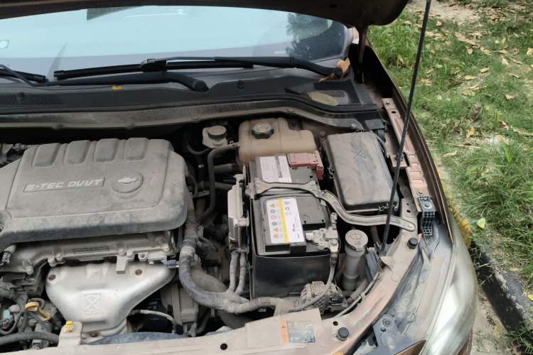 Used Chevrolet Cavalier 2016 1.5L Manual Xinyue Edition Engine Bay Left