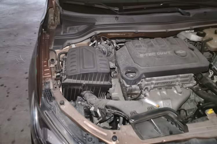 Used Chevrolet Cavalier 2016 1.5L Automatic Xinsong Edition Engine Bay Right