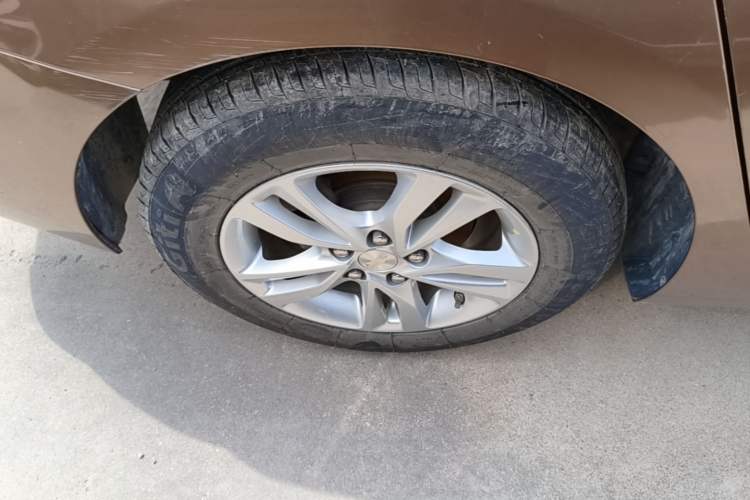 Used Chevrolet Cavalier 2016 1.5L Manual Xinyue Edition Exterior 5
