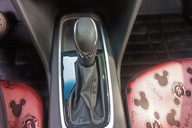Used Chevrolet Cavalier 2016 1.5L Automatic Enjoyment Edition Gear Lever