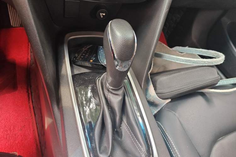 Used Chevrolet Cavalier 2016 1.5L Automatic Enjoyment Edition Gear Lever